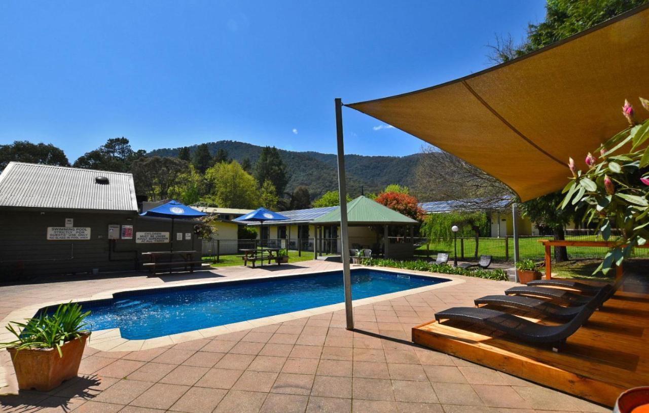 Harrietville Hotel Motel Экстерьер фото